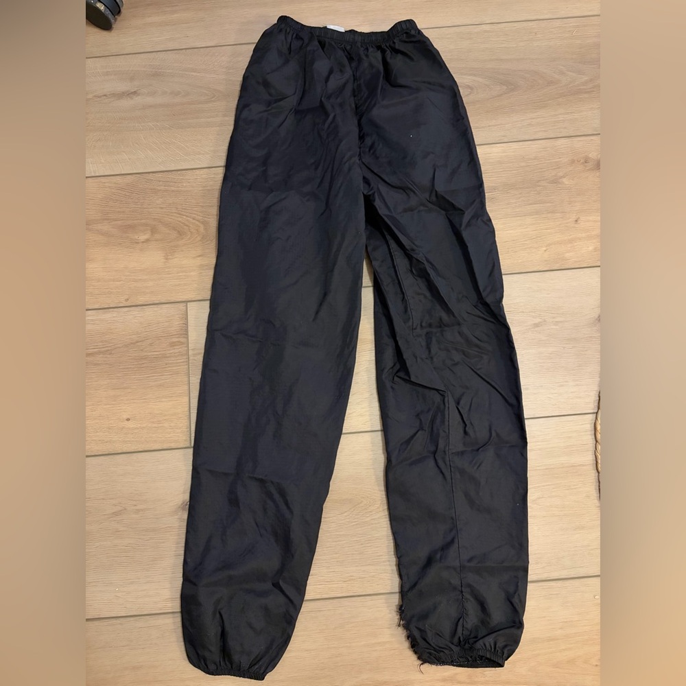 Women’s trash bag warm up pants 👖